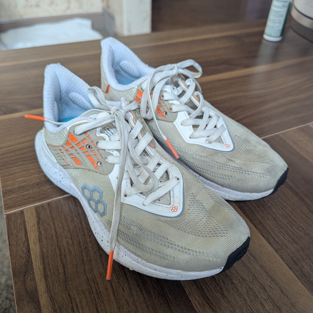 Kids Rudis Wrestling  Beige and Orange Sneakers Size 4